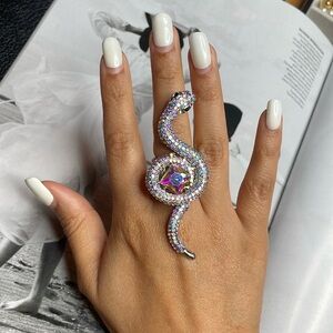 Stretchy bling snake ring